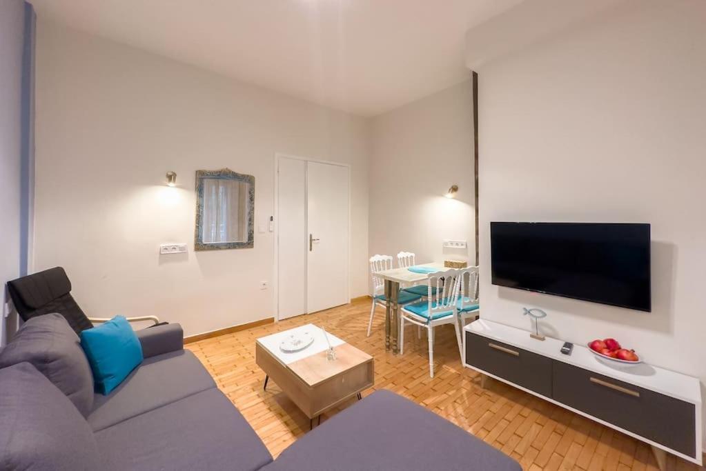 Apartment Dream In Ampelokipoi